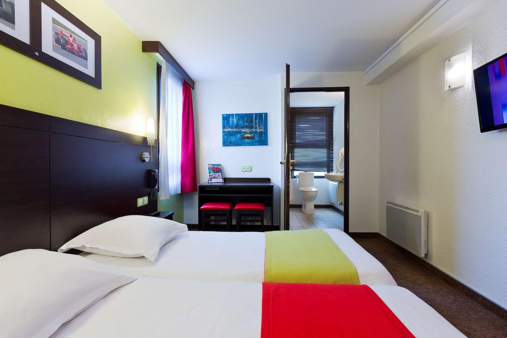 Enzo Hotels Pont-A-Mousson By Kyriad Direct Екстер'єр фото
